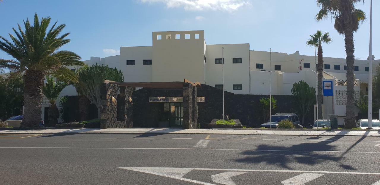 Luxury Estudio En Playa Roca A Primera Linea Del Mar Costa Teguise Exterior photo